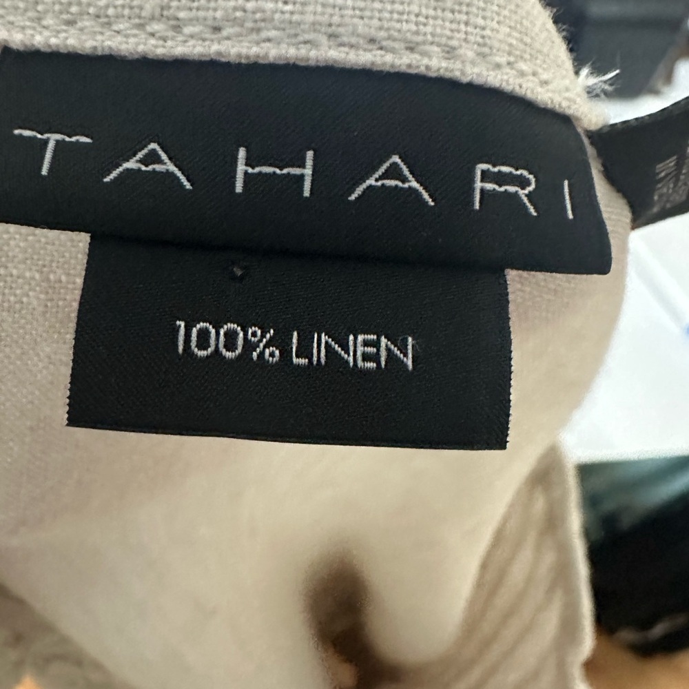 Tahari 100% Linen Pintuck Tunic Blouse Coastal Medium Tan - Picture 5 of 7